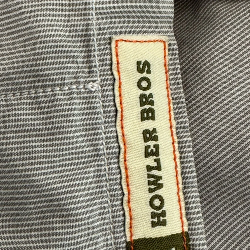 Howler Brothers Men’s Gray & White Striped Long Sleeve Button Up Shirt Size XL - Picture 5 of 7